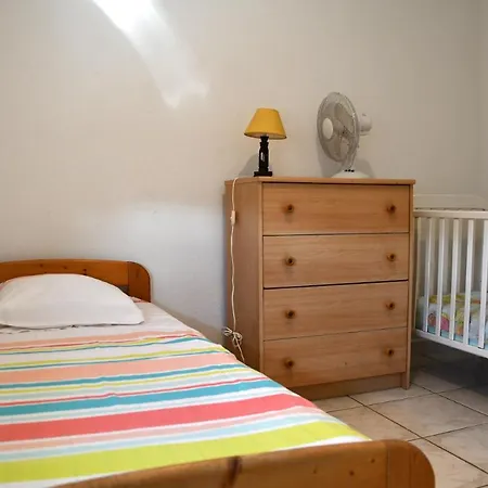 Apartment F5-wifi-piscine Gely Du Fesc