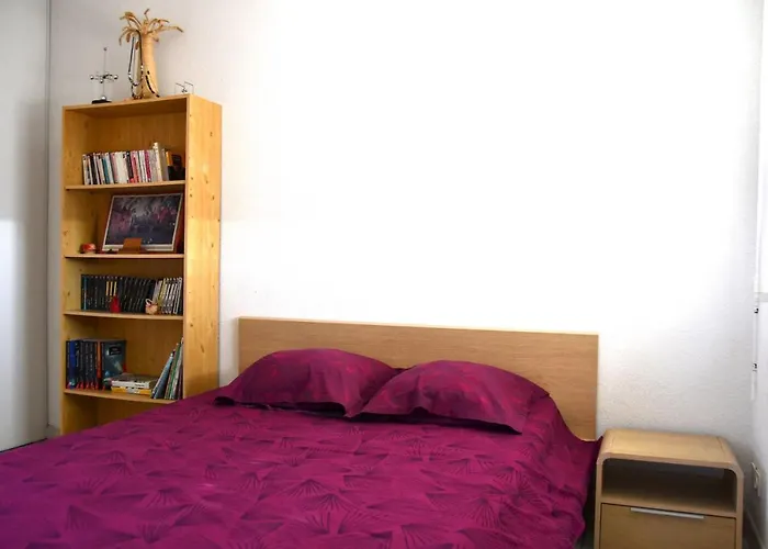 F5-wifi-piscine Gely Du Fesc Apartamento *